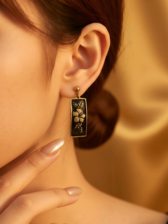 Leighton Jewelry - Leighton Lam Gold Tone Black Enamel Hibiscus Drop Earrings Signed Vintage Hawaii